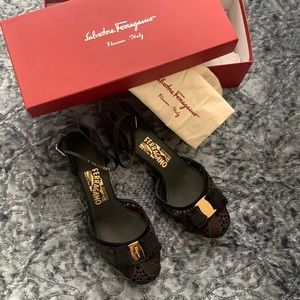 Salvatore Ferragamo “Enny” Lace Tie Pump (sz 7.5)